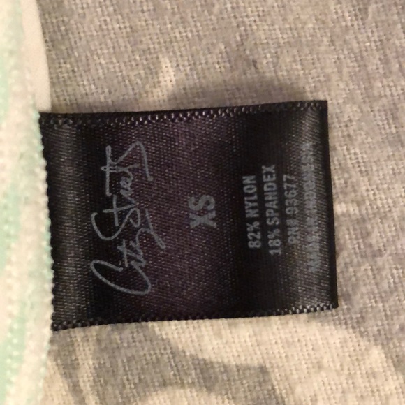 triangle top! - Picture 2 of 3